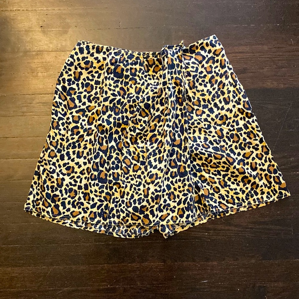 Vintage Liz Claiborne leopard print skort!!!